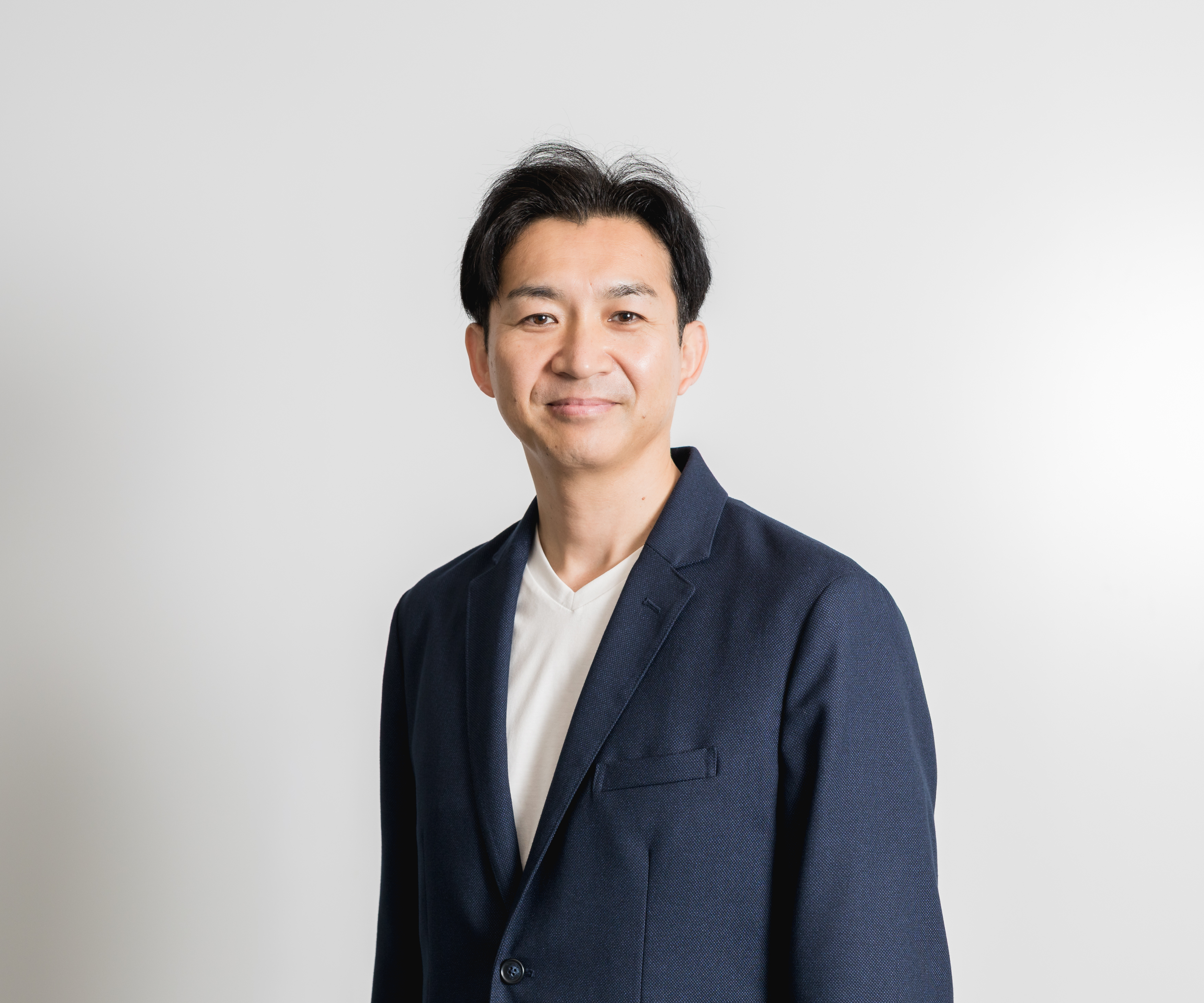 代表取締役社長 CEO 国立 冬樹
